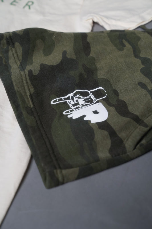 Mother Punker - Shorts - Camo